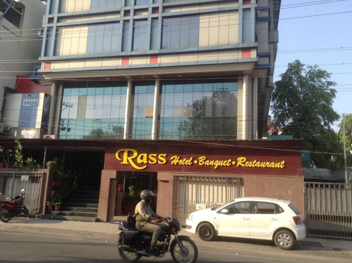 Rass Hotel Kānpur Exterior foto