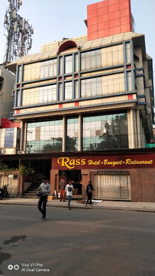 Rass Hotel Kānpur Exterior foto