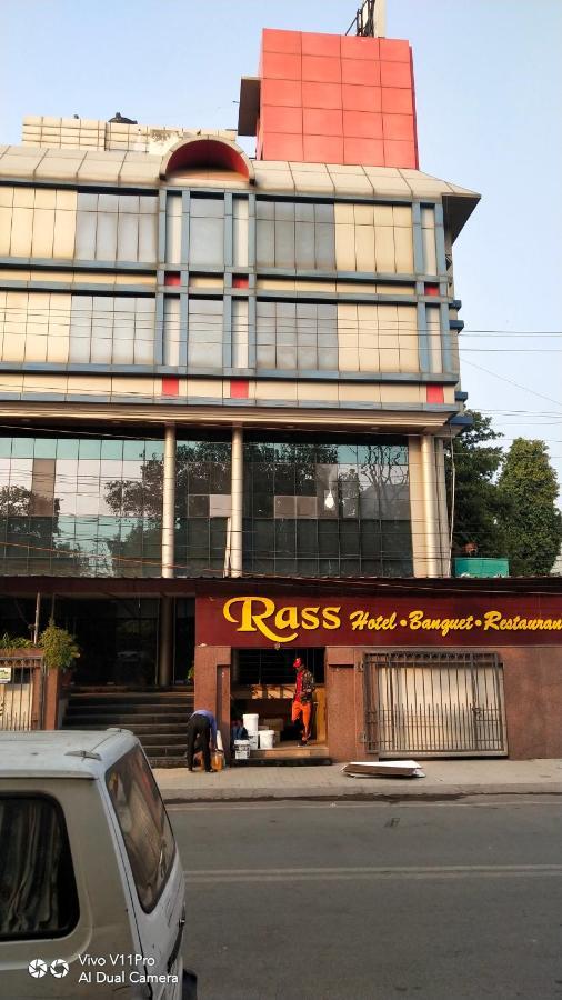Rass Hotel Kānpur Exterior foto